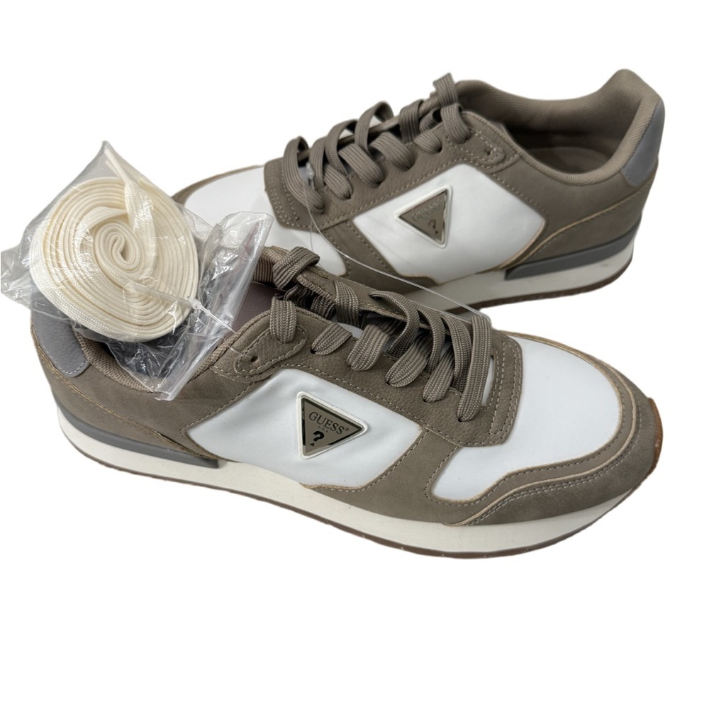 GUESS Men's Taupe and White Sneakers